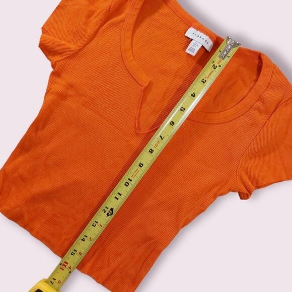 💝(3/$25) TOPSHOP | Orange notch neck cropped tee - Picture 6 of 6